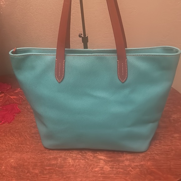 Dooney & Bourke Large Pebbled Tote - Picture 5 of 16